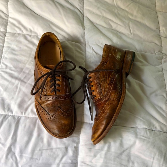 Bedistu Women’s Oxfords - Picture 1 of 4